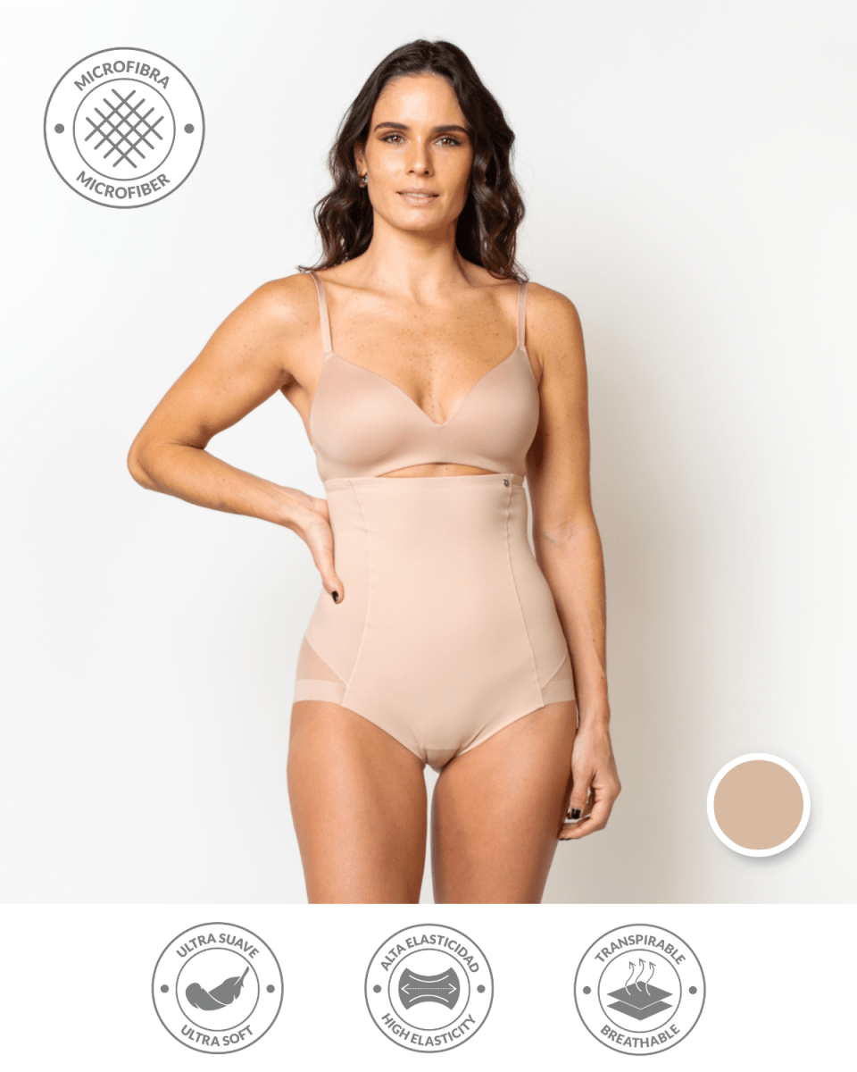 Calzón de control alto beige de compresión firme, Única Lingerie: modelo de frente