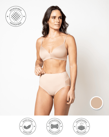 Calzón de control bajo beige de compresión media, Única Lingerie: modelo de frente