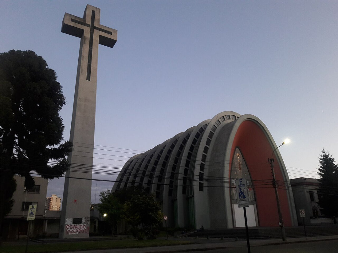 Catedral de Chillán (punto de venta de Única Lingerie)